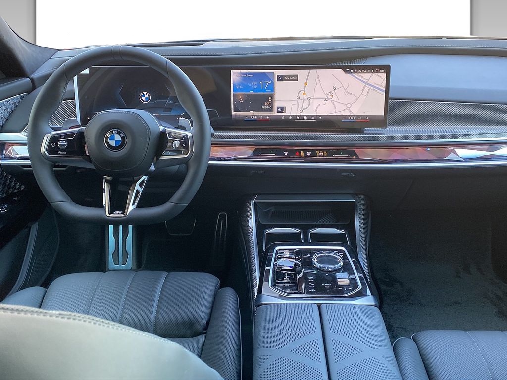 BMW 740d xDrive Msport | nová luxusní naftová limuzína | novinka | skladem | super cena | nákup online na AUTOiBUY.com